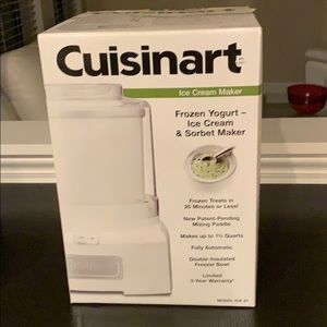 Cuisinart frozen yogurt and ice cream machine